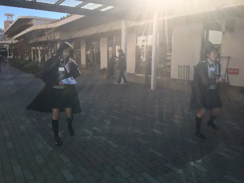 菅井 友香｜ミニ握手会!!感謝です♡!（2015-12-19）｜3枚目