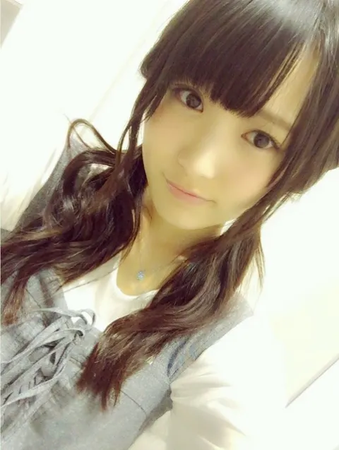 菅井 友香｜りかちゃんおめでとう\♥︎/（2016-05-17）｜3枚目