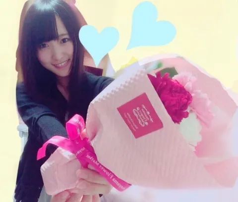 菅井 友香｜昨日は母の日♡（2016-05-10）