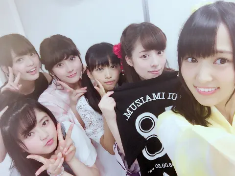 菅井 友香｜幕張個別握手会でした〜♪（2016-09-12）