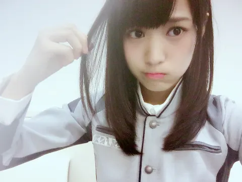 菅井 友香｜レイヤーカット（2016-10-03）