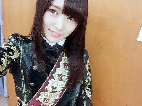 菅井 友香｜明けましておめでとうございます☀︎2017（2017-01-02）｜2枚目