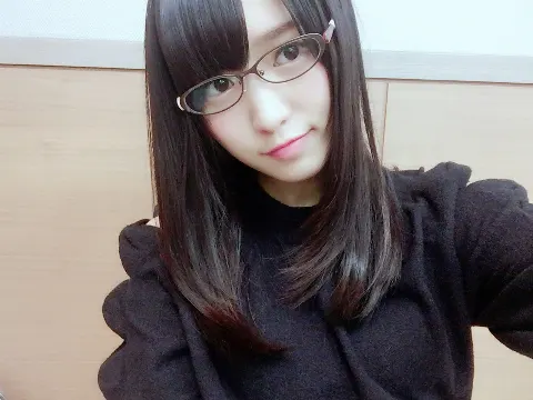 菅井 友香｜新しいメガネ(   ☍̱﻿ )（2017-01-04）｜2枚目