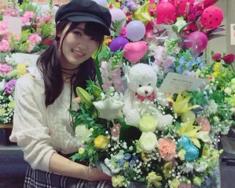 菅井 友香｜個別握手会⌄̈⃝（2017-03-01）｜11枚目