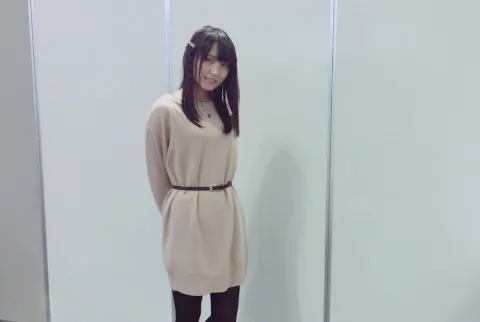 菅井 友香｜個別握手会⌄̈⃝（2017-03-01）｜2枚目