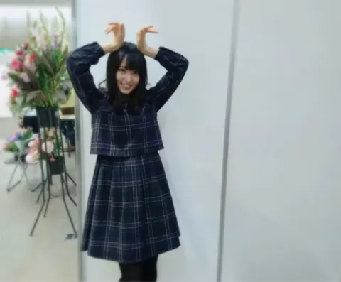 菅井 友香｜個別握手会⌄̈⃝（2017-03-01）｜4枚目