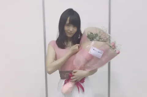 菅井 友香｜*̣̩⋆̩*幕張個別握手会*̣̩⋆̩*（2017-05-28）｜10枚目