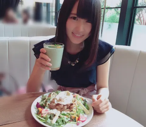 菅井 友香｜スーツ（2017-06-22）