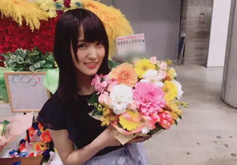 菅井 友香｜個別握手会\ ♪♪ /（2017-06-28）｜12枚目