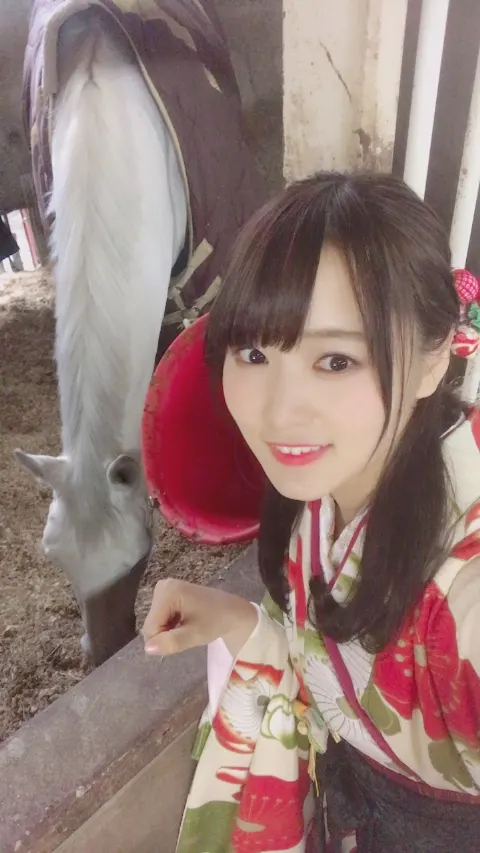 菅井 友香｜学生生活🎓（2018-03-23）｜2枚目