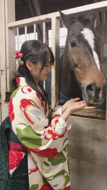 菅井 友香｜学生生活🎓（2018-03-23）｜3枚目