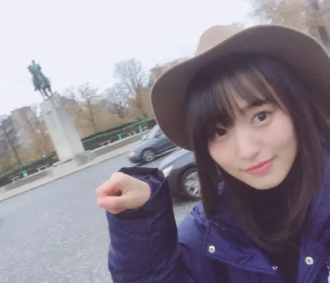 菅井 友香｜初めての写真集🇫🇷（2018-04-13）｜2枚目
