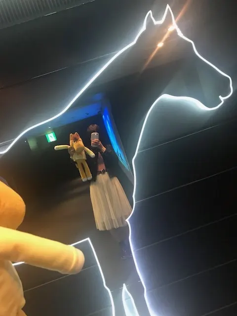 菅井 友香｜うまたせ〜🐴（2018-05-28）｜3枚目