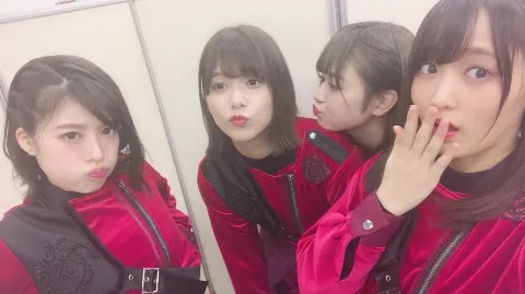 菅井 友香｜明けましておめでとうございます🎍2019🌳（2019-01-05）｜2枚目