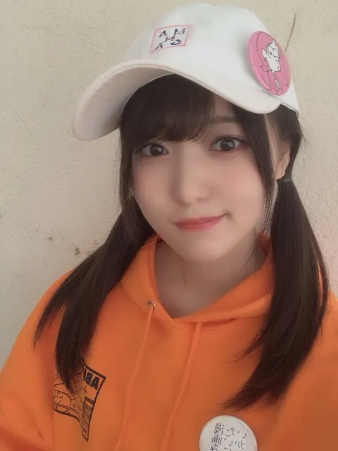 菅井 友香｜名古屋個別握手会☺️（2019-04-02）｜2枚目
