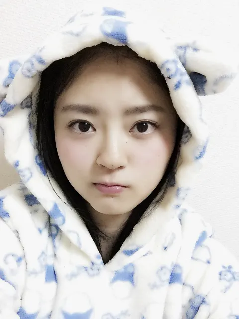 鈴本 美愉｜18歳になりました( ･_･)/（2015-12-05）｜3枚目