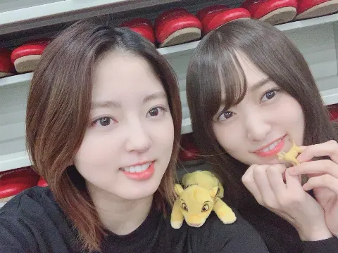 鈴本 美愉｜✌️（2019-09-17）｜3枚目