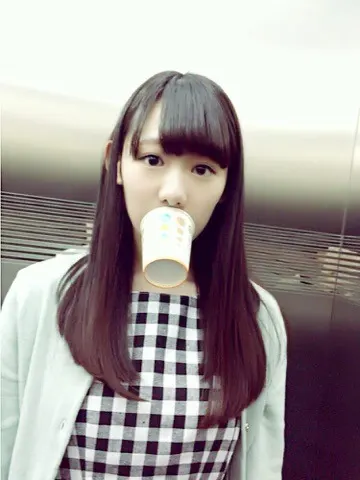 上村 莉菜｜｡.୨୧00136♡りな୨୧.｡（2016-03-30）｜2枚目