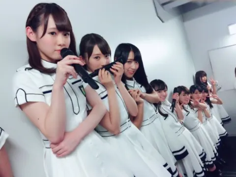 上村 莉菜｜｡.୨୧00264♡りな୨୧.｡（2016-07-18）｜2枚目