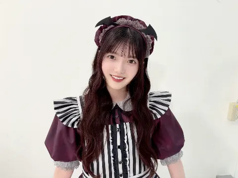 上村 莉菜｜(無題)（2024-10-31）｜2枚目