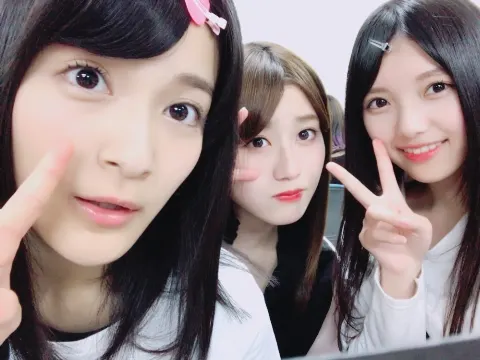 上村 莉菜｜｡.୨୧00474♡りな୨୧.｡（2017-03-26）｜4枚目