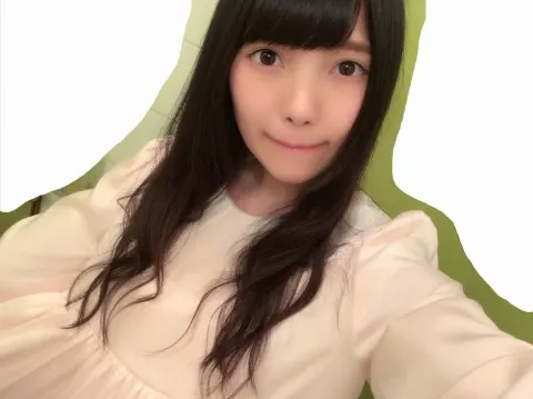 上村 莉菜｜｡.୨୧00483♡りな୨୧.｡（2017-04-04）｜2枚目