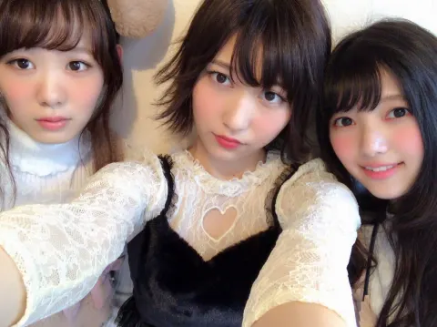 上村 莉菜｜｡.୨୧00365♡りな୨୧.｡（2016-11-16）｜3枚目