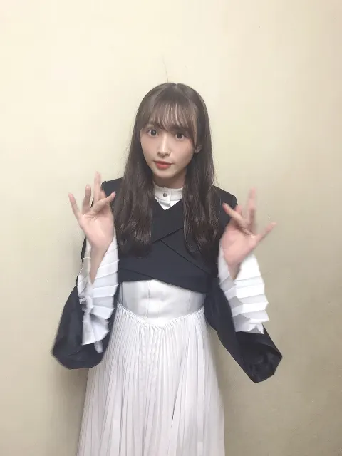 渡辺 梨加｜桜🌸（2020-11-21）｜2枚目
