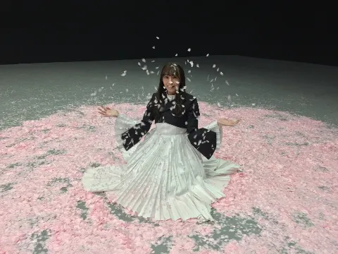 渡辺 梨加｜桜🌸（2020-11-21）｜5枚目