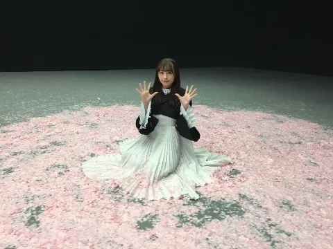 渡辺 梨加｜桜🌸（2020-11-21）｜6枚目