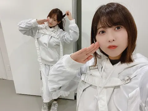 渡邉 理佐｜2020（2020-12-30）｜2枚目