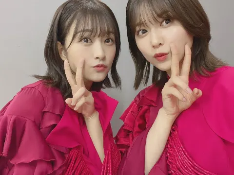 渡邉 理佐｜2022（2022-01-23）｜2枚目