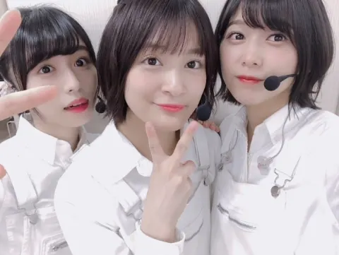 渡邉 理佐｜烏龍茶。（2018-09-08）｜3枚目