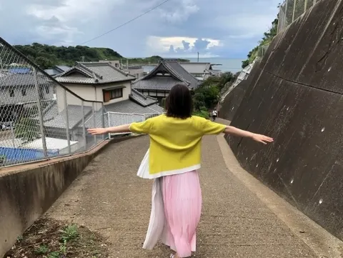 渡邉 理佐｜凰梨。（2020-10-11）｜4枚目