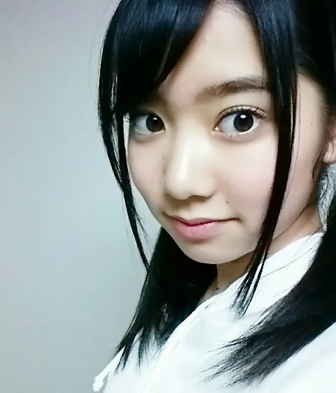 米谷 奈々未｜もーいくつねるとー冬休みー♪（2015-12-19）｜2枚目