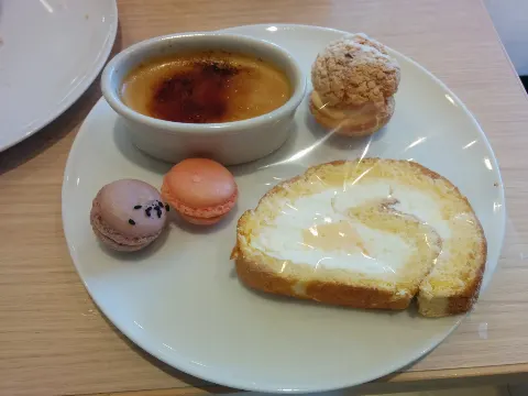 米谷 奈々未｜ケーキケーキケーキ(*´ー`*)（2015-12-25）｜2枚目