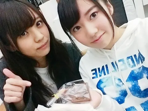 米谷 奈々未｜チョコーーーーー♡♡（2016-02-19）｜3枚目
