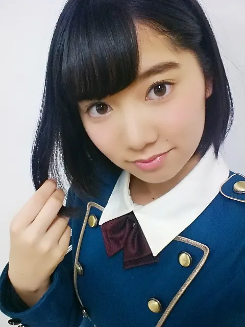米谷 奈々未｜へ〜んしん(*´罒`*)（2016-05-18）｜2枚目