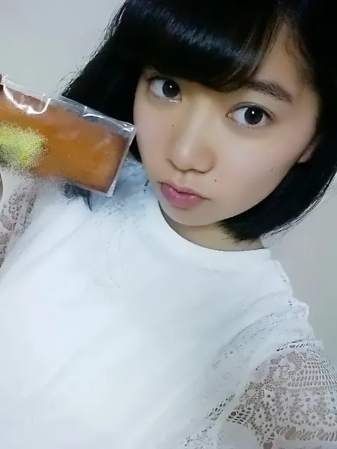 米谷 奈々未｜愛、上、お菓子、下♪ 柿食うっけ?こんなにも♪♪（2016-07-06）｜2枚目