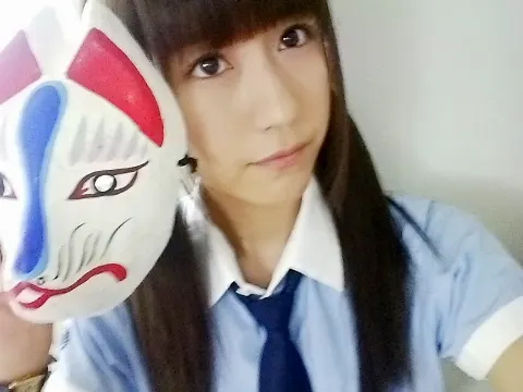 米谷 奈々未｜オフショットあるぜ〜(。 ｰ`ωｰ´)（2016-09-10）｜2枚目