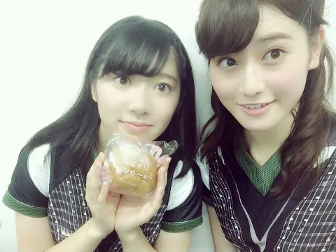 米谷 奈々未｜シュークリーム大量♡（2016-09-25）