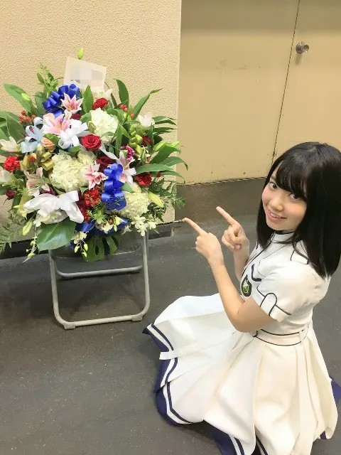 米谷 奈々未｜驚きまくり(⊙ө⊙)みなさんありがとう(੭*ˊ꒳​ˋ)੭♡（2016-10-18）｜3枚目
