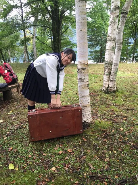 米谷 奈々未｜登場の時のポーズはなんでしょう?（2016-12-03）｜2枚目