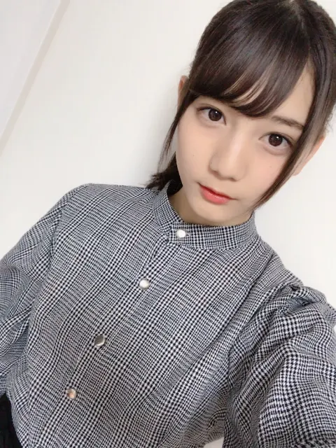 小坂 菜緒｜半分の記憶 小坂菜緒（2018-03-12）