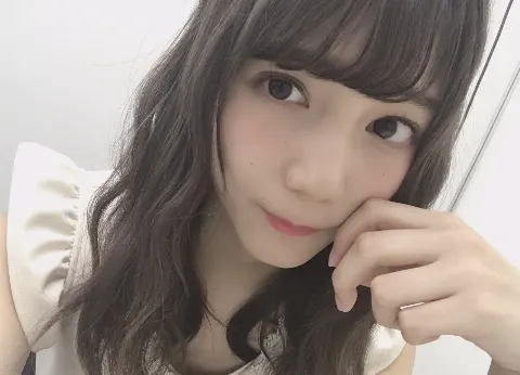 小坂 菜緒｜人間って一人一人思う事が違う、これを個性と言うのでしょうか 小坂菜緒（2018-05-23）