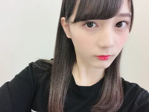 小坂 菜緒｜前髪伸びたから切りたいけど、まだいいかなとか思ってたら、いつもの前髪が作れなくって悲しくなった朝 小坂菜緒（2018-06-01）