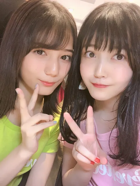 小坂 菜緒｜よし今ここにいるから電車乗ってあの駅まで行こう！と思って電車…（2018-08-29）｜6枚目