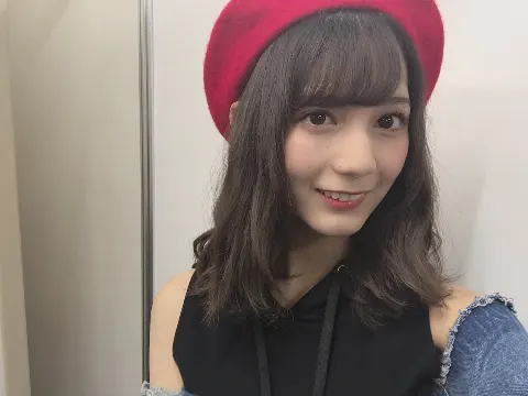 小坂 菜緒｜今思えばこの間の第2弾を書いてないことに気がつき、本当は一つ…（2018-09-18）｜3枚目