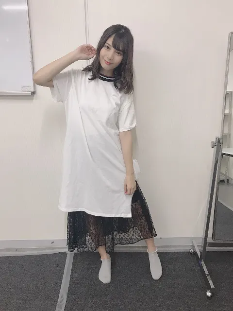 小坂 菜緒｜久しぶりにめっちゃ寝よう！と思って布団に入ったらお昼の12時…（2018-09-21）