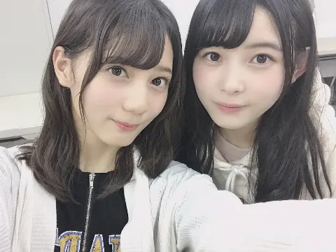 小坂 菜緒｜最近はやりのスマホリングっていうアクセサリーあるじゃないです…（2018-10-09）｜3枚目